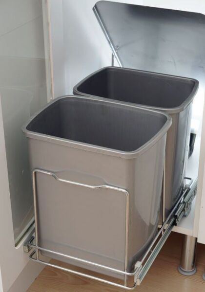 Teleskopik Raylı Plastik Çöp Kovası 32 lt